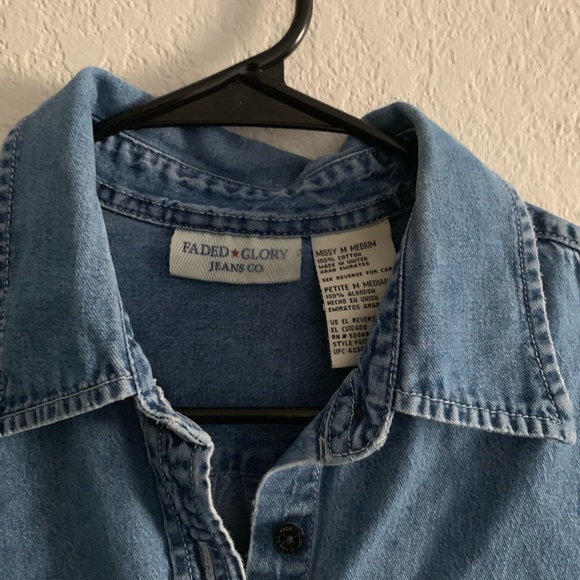 sold VINTAGE / denim buttondown - Picture 4 of 4